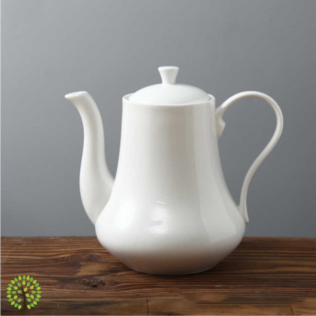 Teiera in stile veneziano fatta di porcellana bianca da 1200 ml. 